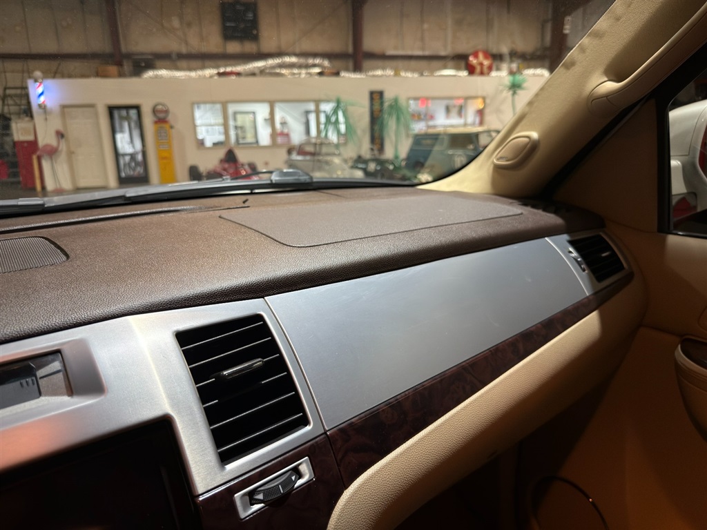 2010 Cadillac Escalade ESV 62