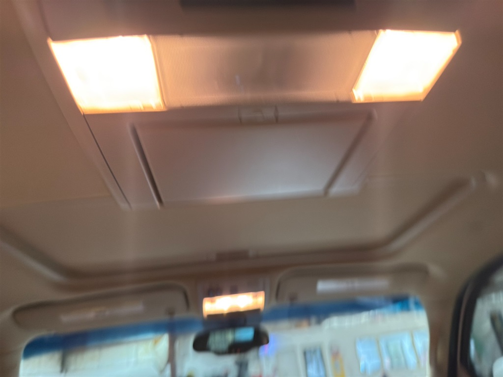 2010 Cadillac Escalade ESV 73