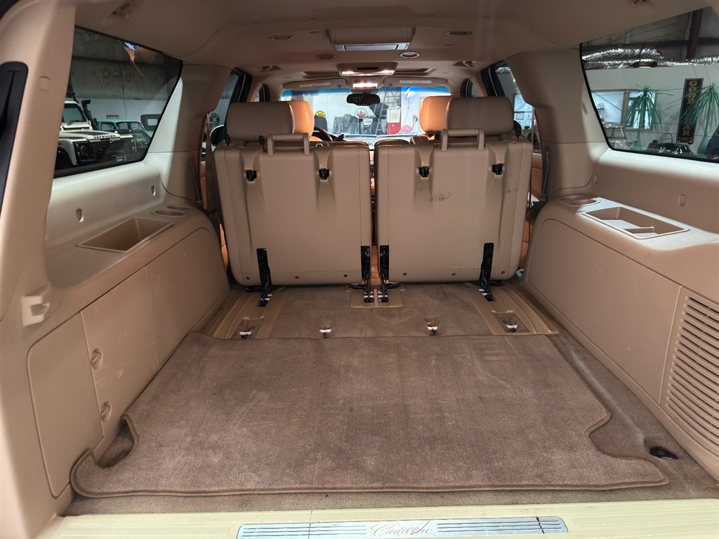 2010 Cadillac Escalade ESV 78