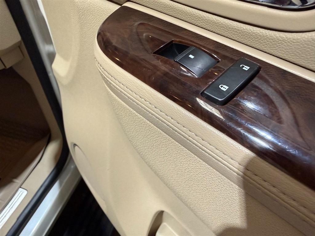 2010 Cadillac Escalade ESV 88