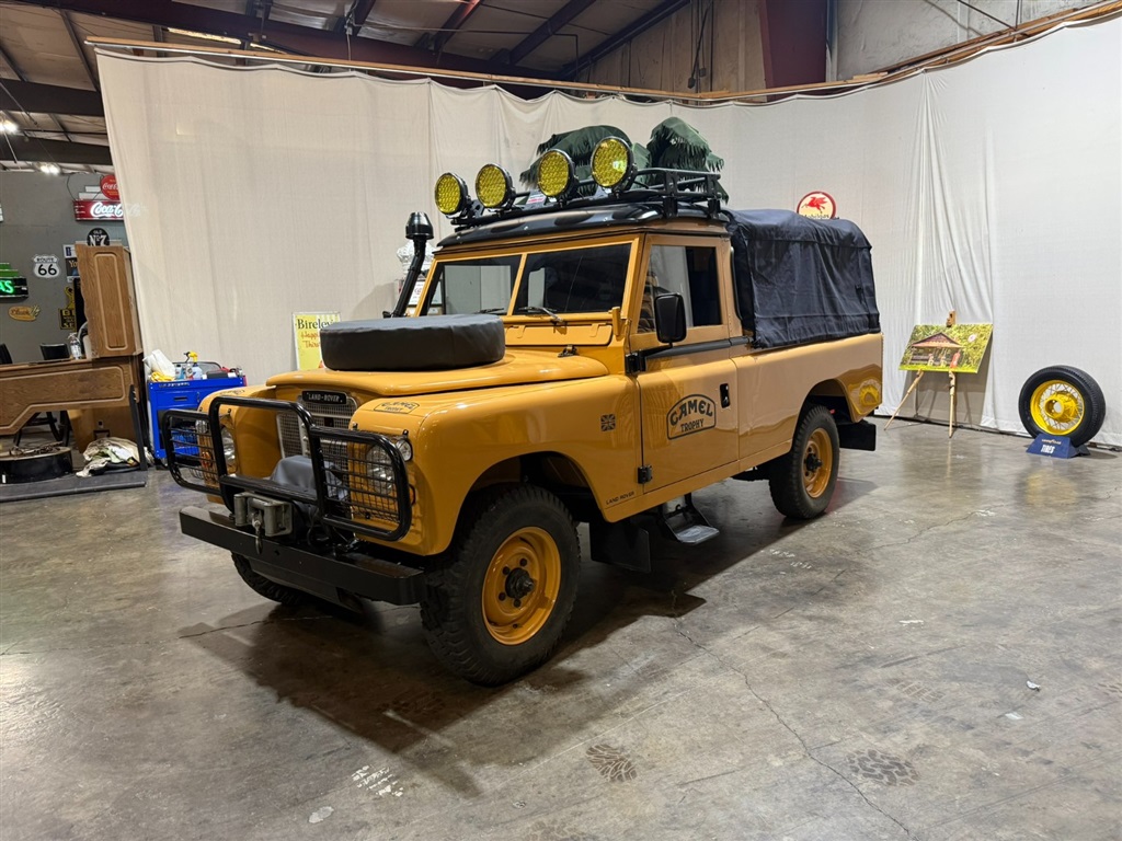 1981 Land Rover Series III 109 High Capacity Pick Up 11