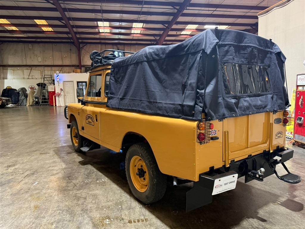 1981 Land Rover Series III 109 High Capacity Pick Up 15