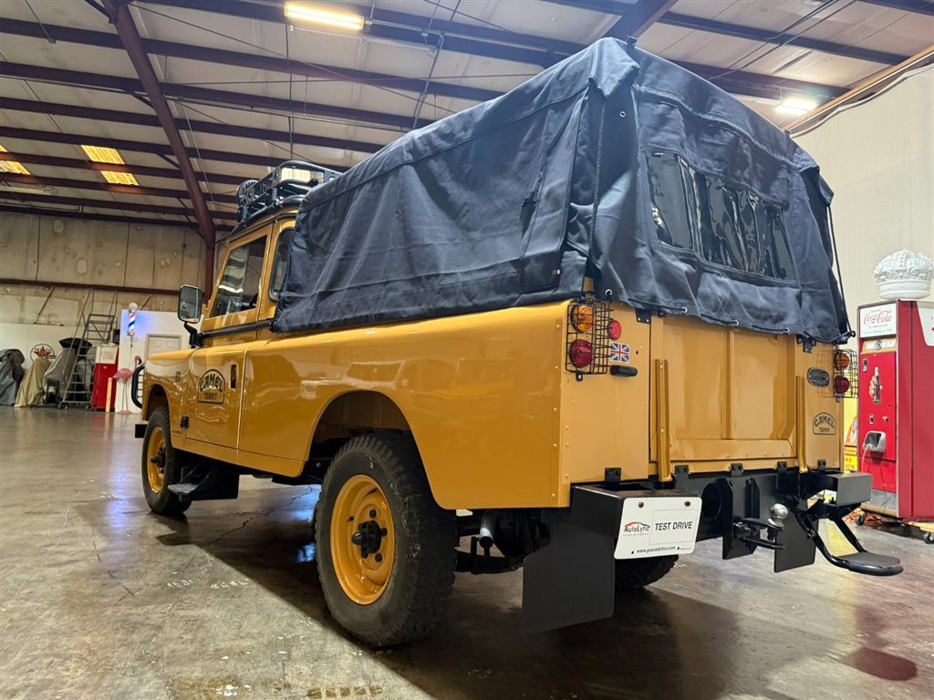 1981 Land Rover Series III 109 High Capacity Pick Up 16