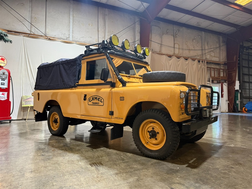 1981 Land Rover Series III 109 High Capacity Pick Up 2