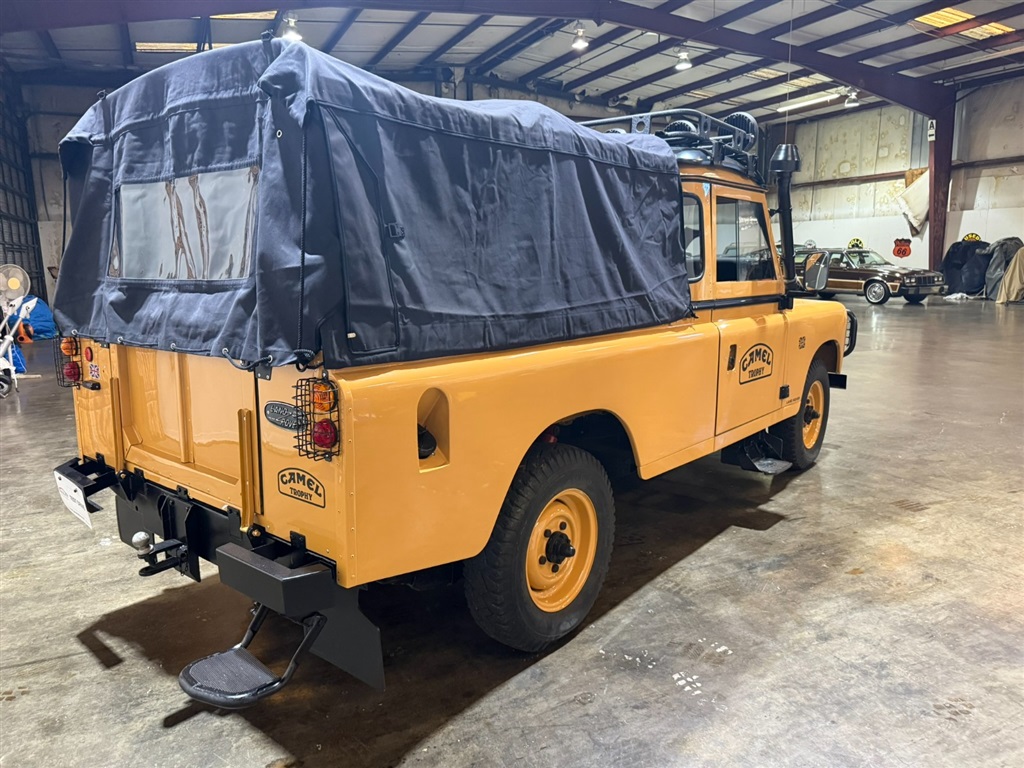 1981 Land Rover Series III 109 High Capacity Pick Up 22
