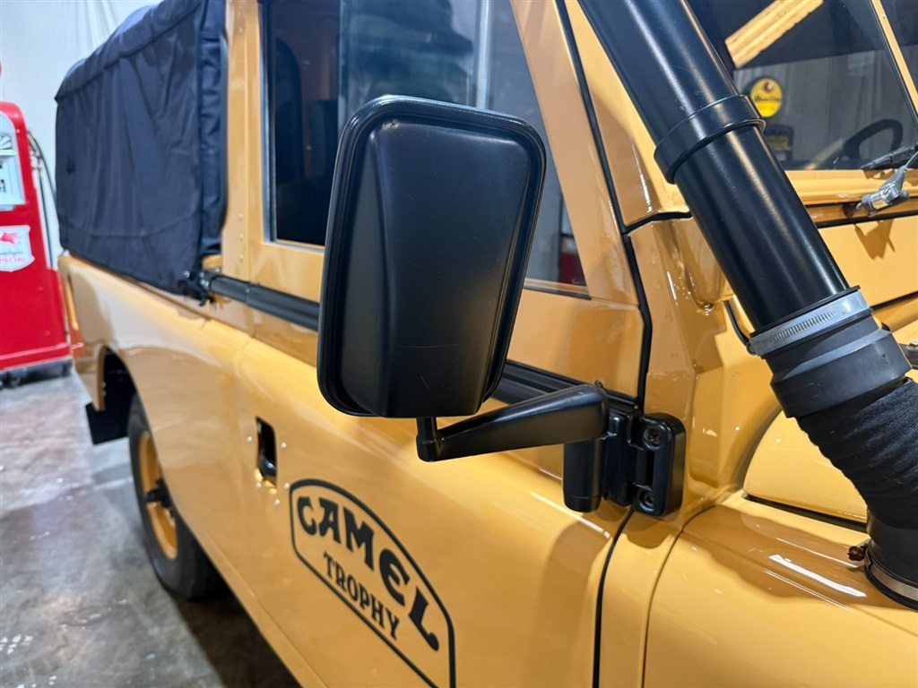 1981 Land Rover Series III 109 High Capacity Pick Up 31