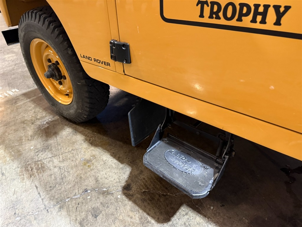 1981 Land Rover Series III 109 High Capacity Pick Up 49