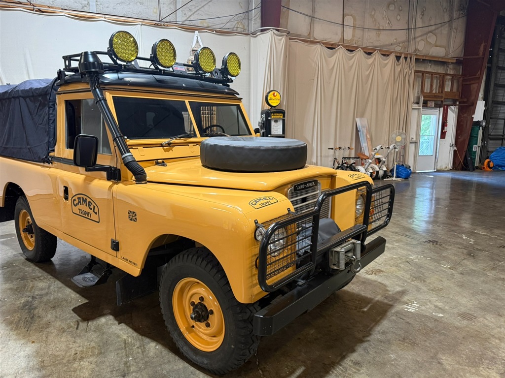 1981 Land Rover Series III 109 High Capacity Pick Up 5