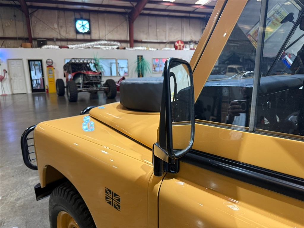 1981 Land Rover Series III 109 High Capacity Pick Up 50