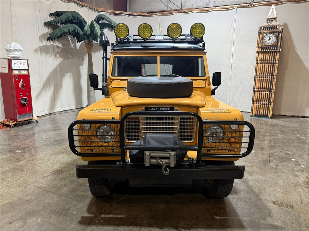 1981 Land Rover Series III 109 High Capacity Pick Up 6