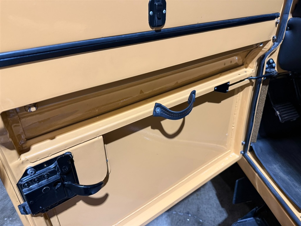1981 Land Rover Series III 109 High Capacity Pick Up 71