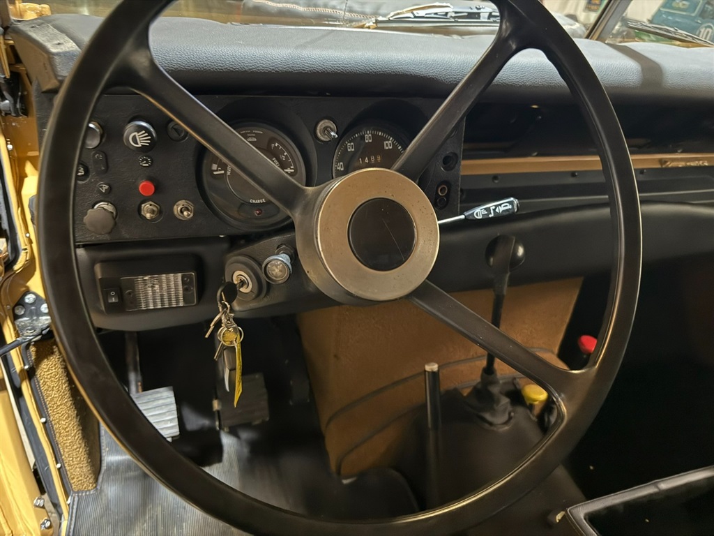 1981 Land Rover Series III 109 High Capacity Pick Up 77