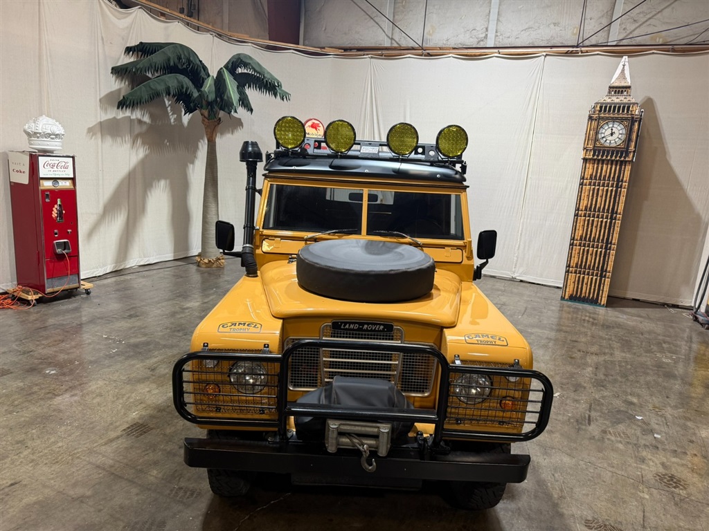 1981 Land Rover Series III 109 High Capacity Pick Up 8