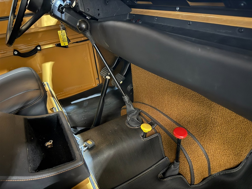 1981 Land Rover Series III 109 High Capacity Pick Up 87