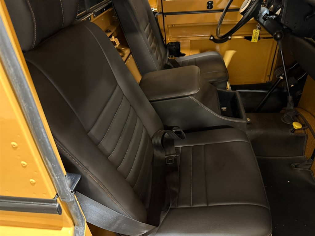 1981 Land Rover Series III 109 High Capacity Pick Up 89