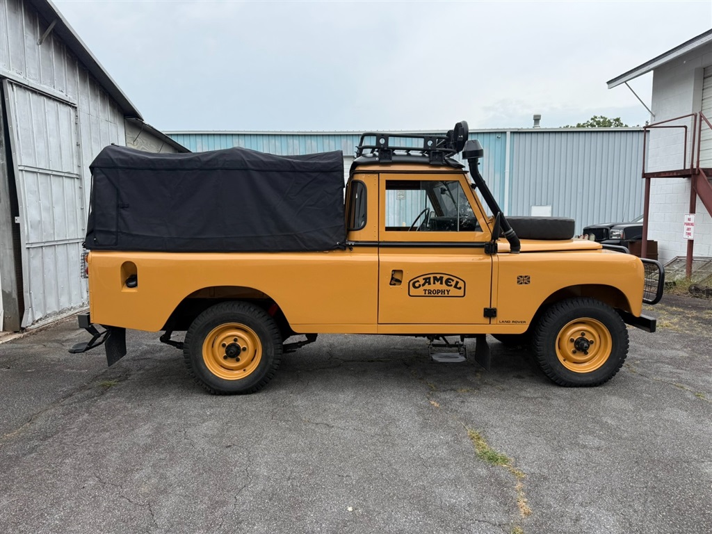 1981 Land Rover Series III 109 High Capacity Pick Up 95
