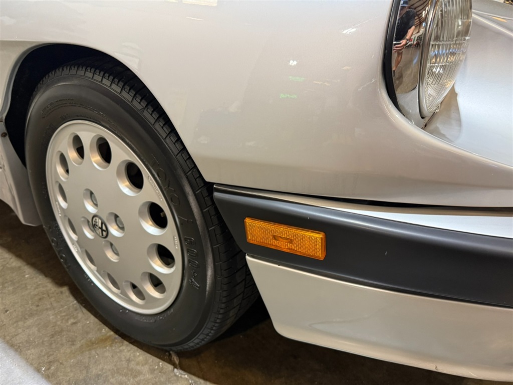 1987 Alfa Romeo Spider Quadrifoglio 27