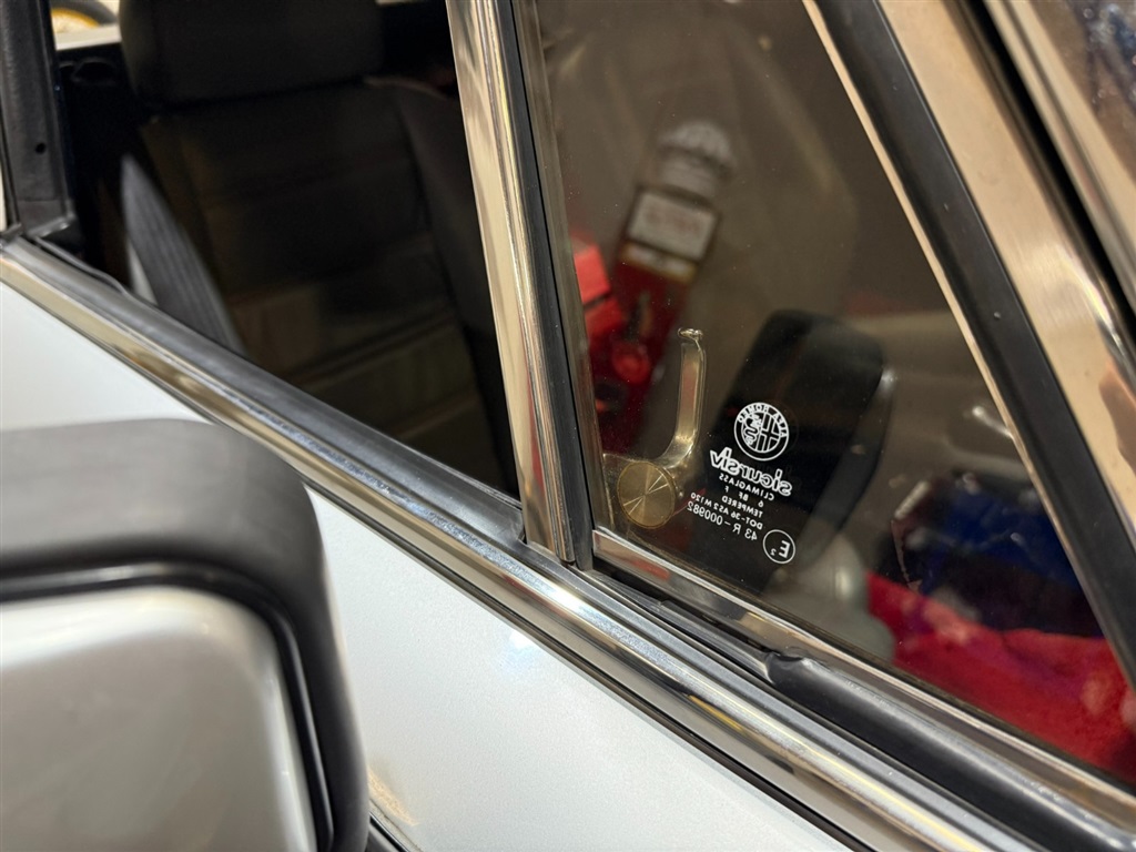 1987 Alfa Romeo Spider Quadrifoglio 33