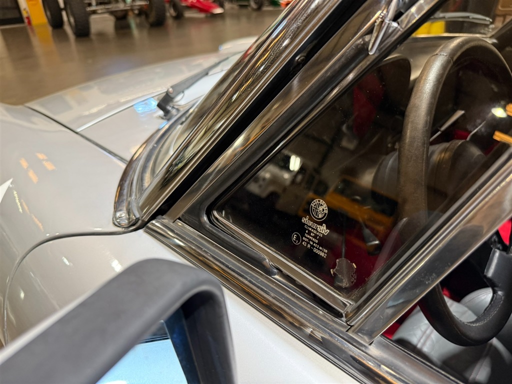 1987 Alfa Romeo Spider Quadrifoglio 61