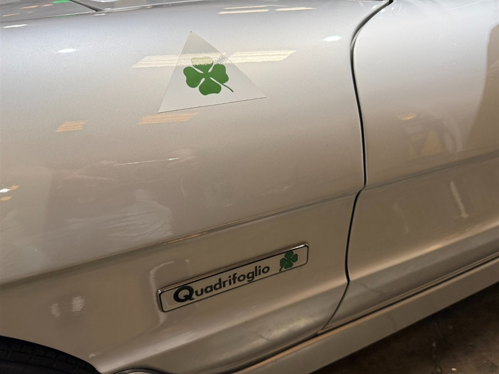 1987 Alfa Romeo Spider Quadrifoglio 63