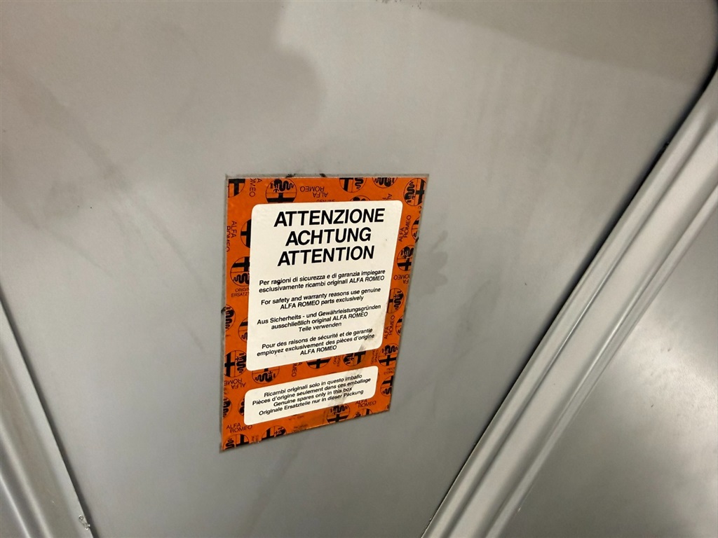 1987 Alfa Romeo Spider Quadrifoglio 77