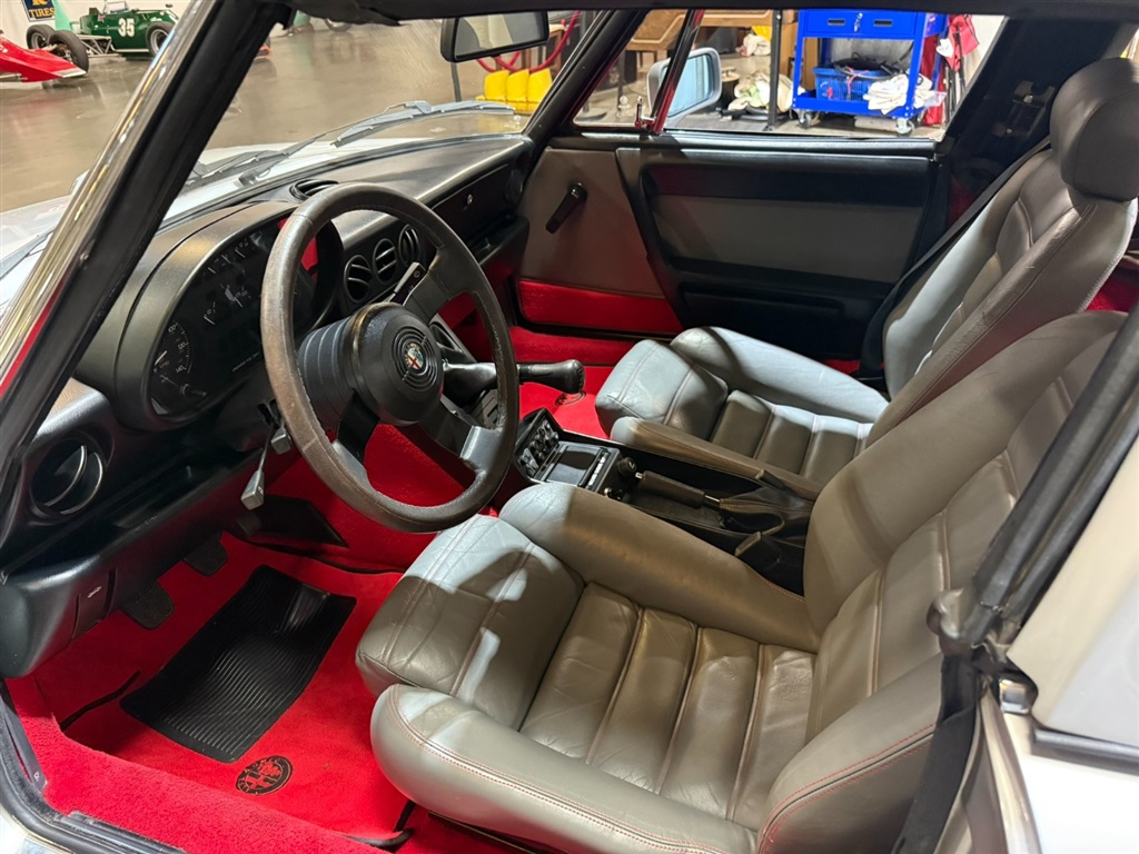 1987 Alfa Romeo Spider Quadrifoglio 78
