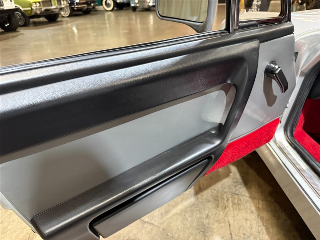 1987 Alfa Romeo Spider Quadrifoglio 79