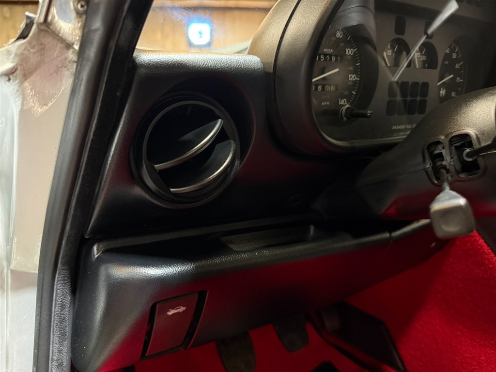 1987 Alfa Romeo Spider Quadrifoglio 85