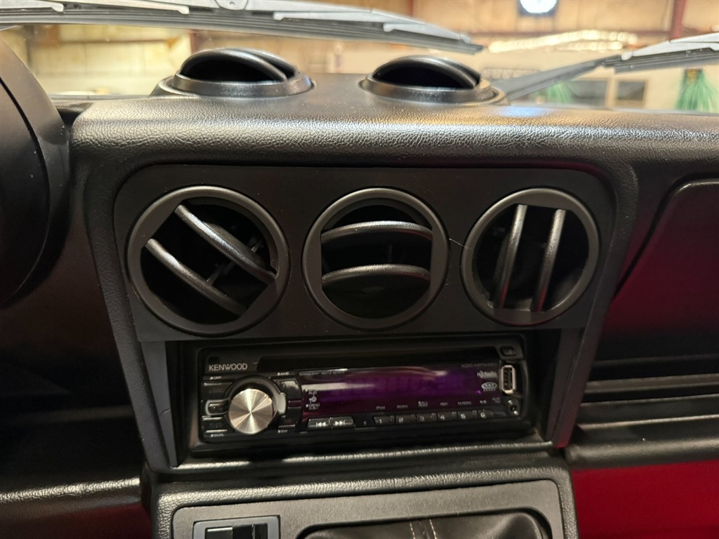 1987 Alfa Romeo Spider Quadrifoglio 89