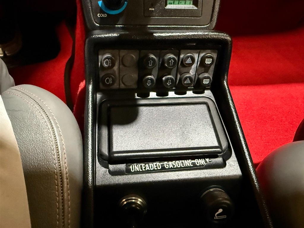 1987 Alfa Romeo Spider Quadrifoglio 92