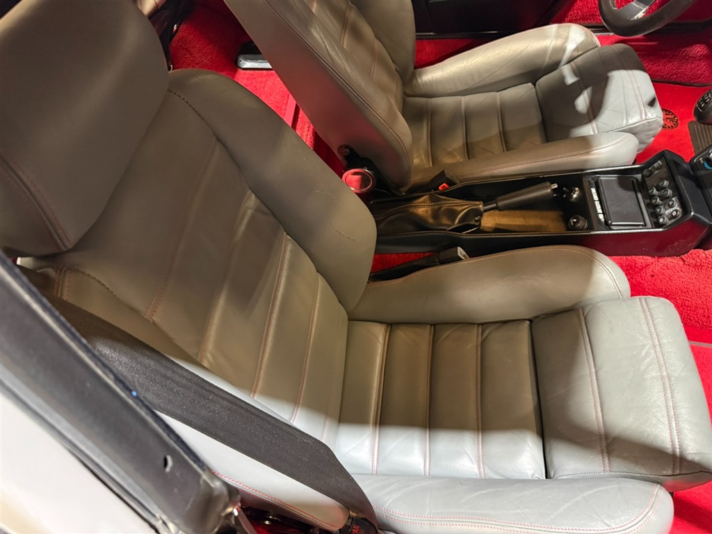 1987 Alfa Romeo Spider Quadrifoglio 97