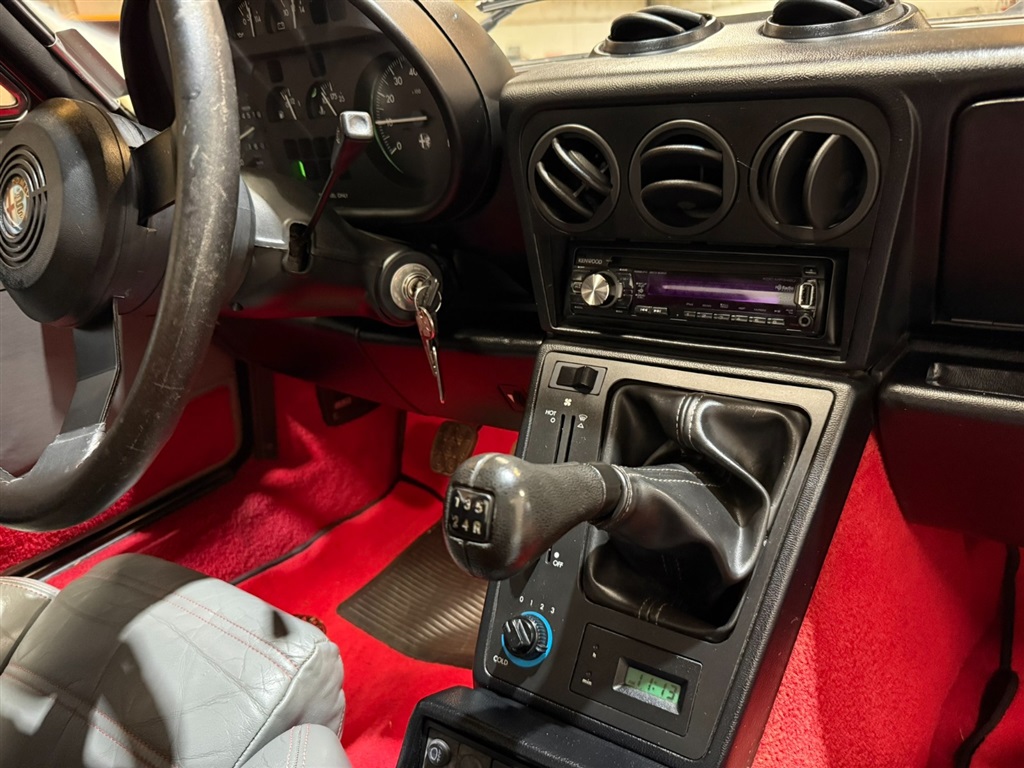 1987 Alfa Romeo Spider Quadrifoglio 99