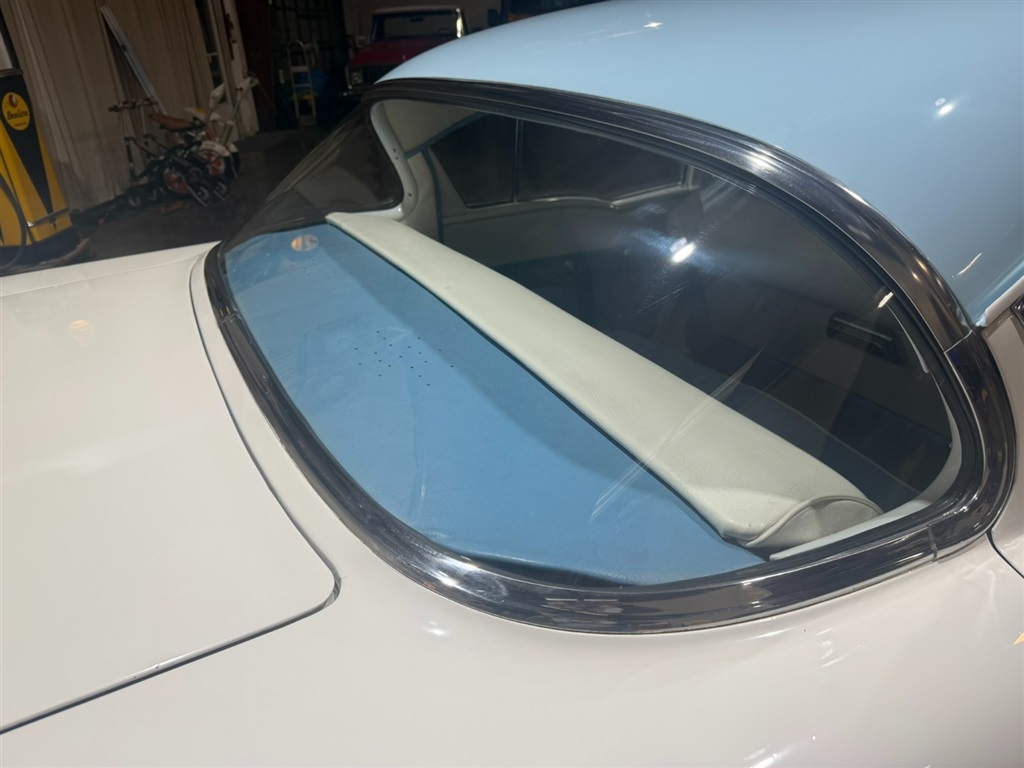 1958 Pontiac Chieftain 4 Door 41