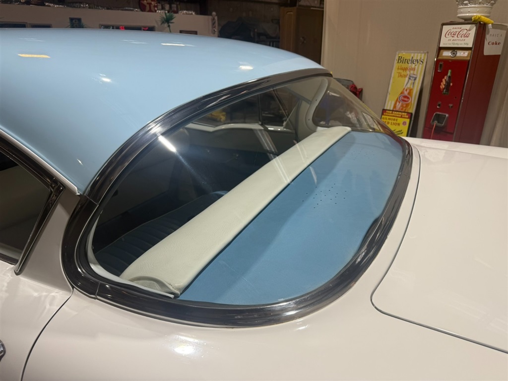 1958 Pontiac Chieftain 4 Door 53