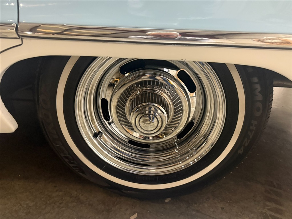 1958 Pontiac Chieftain 4 Door 55