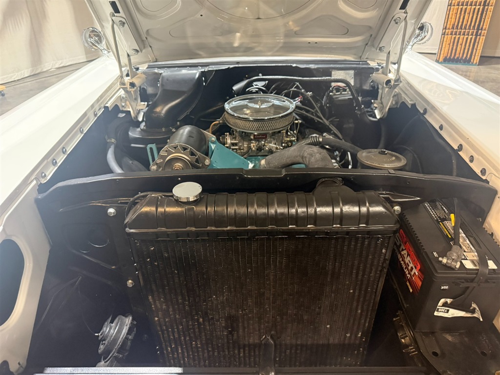 1958 Pontiac Chieftain 4 Door 73