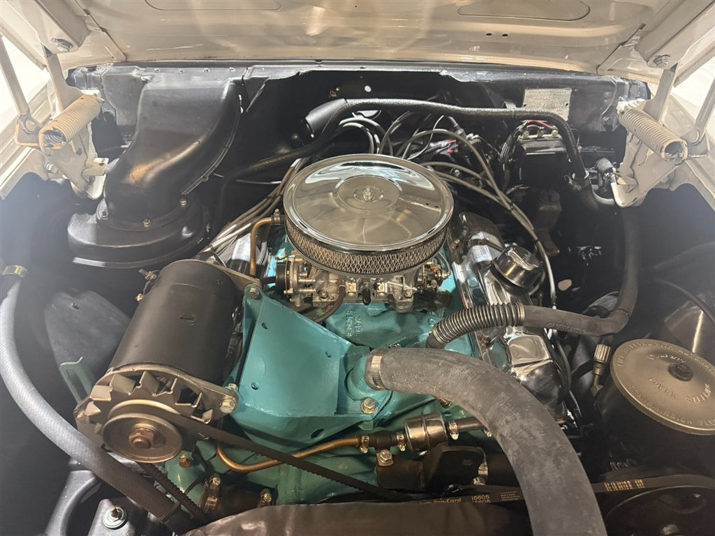 1958 Pontiac Chieftain 4 Door 74