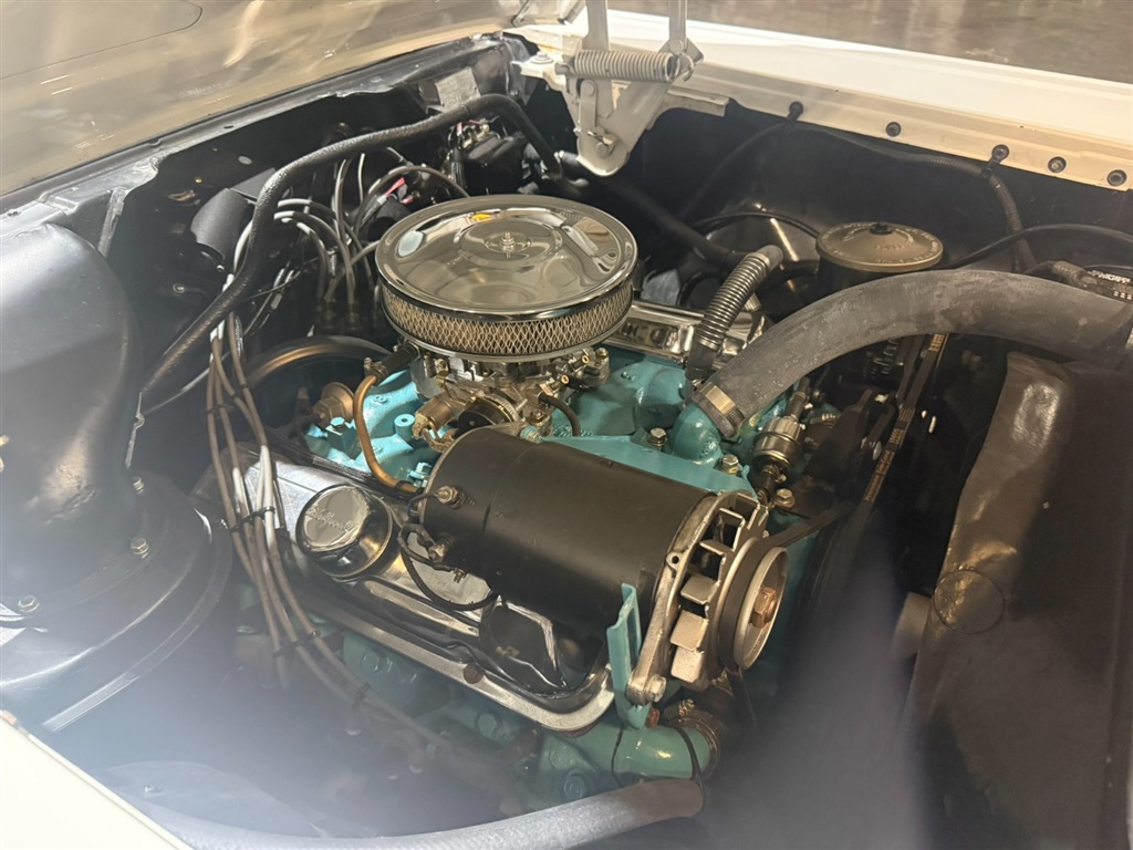 1958 Pontiac Chieftain 4 Door 75