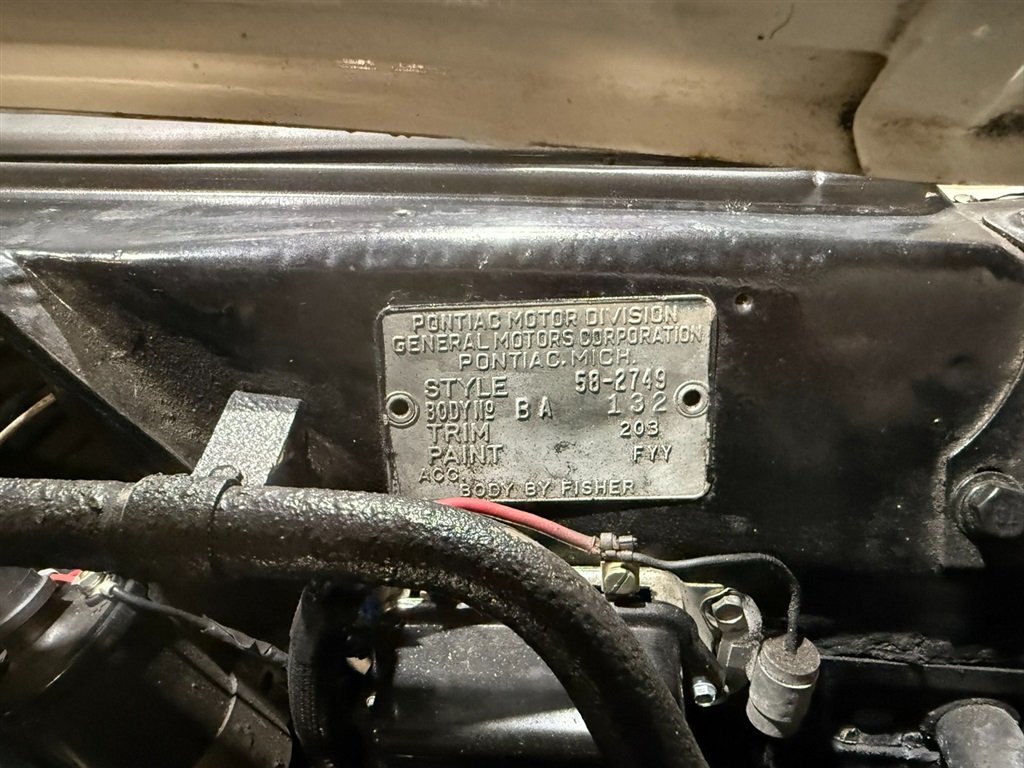 1958 Pontiac Chieftain 4 Door 81