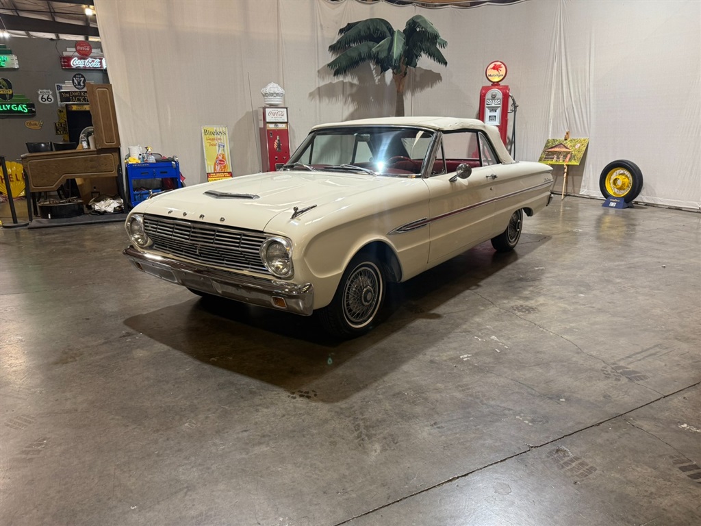 1963 Ford Falcon Futura Convertible 11
