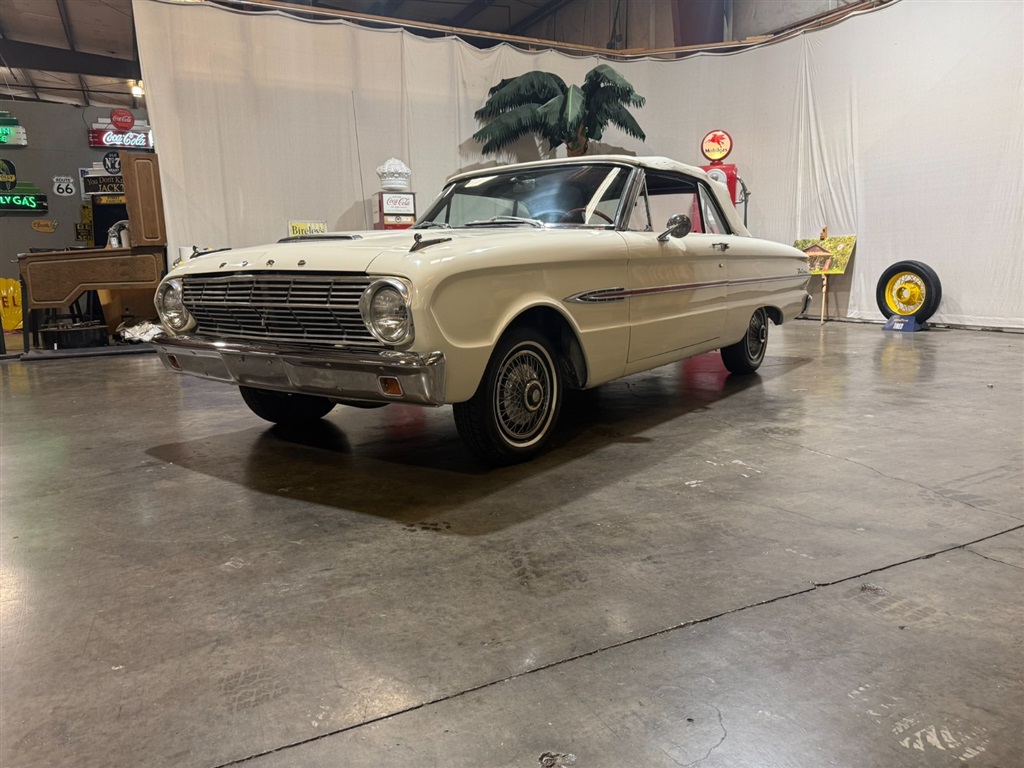 1963 Ford Falcon Futura Convertible 12