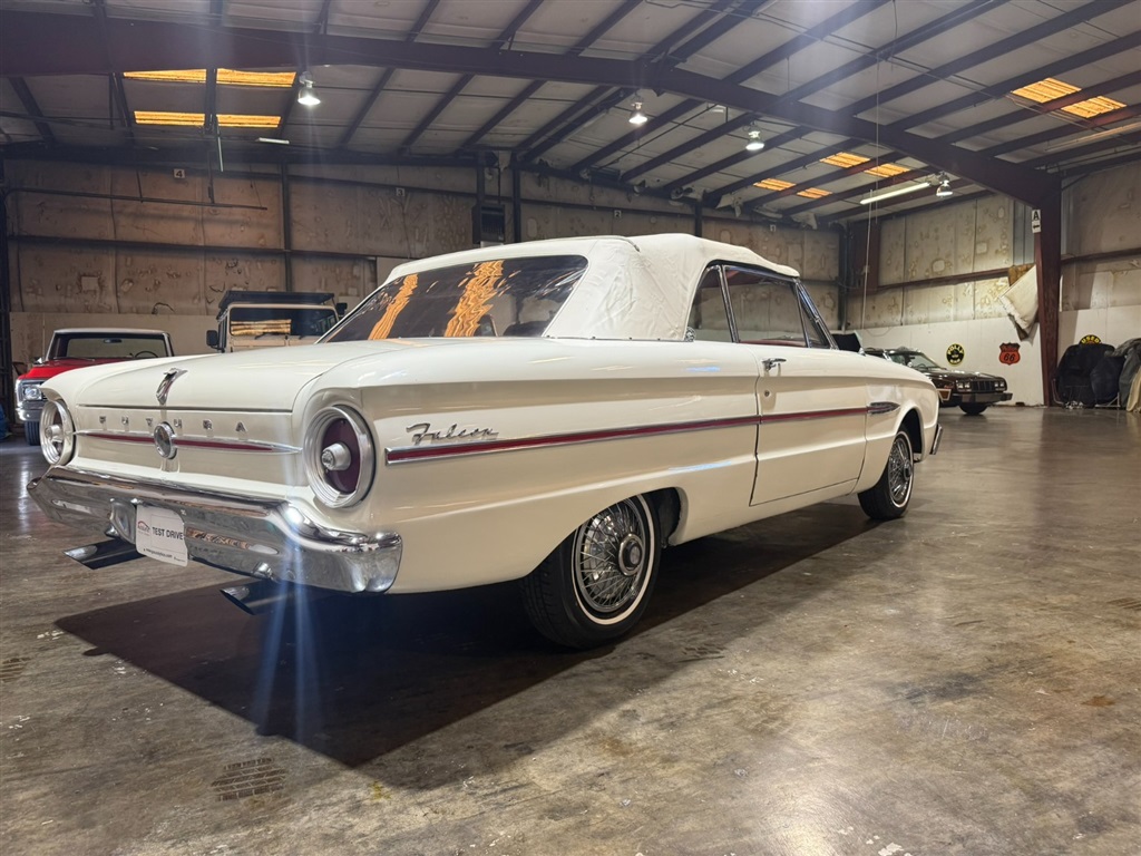 1963 Ford Falcon Futura Convertible 24