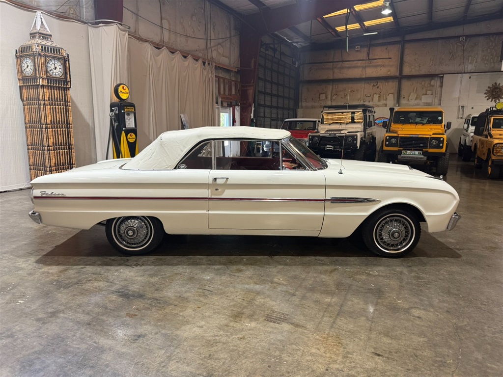 1963 Ford Falcon Futura Convertible 26