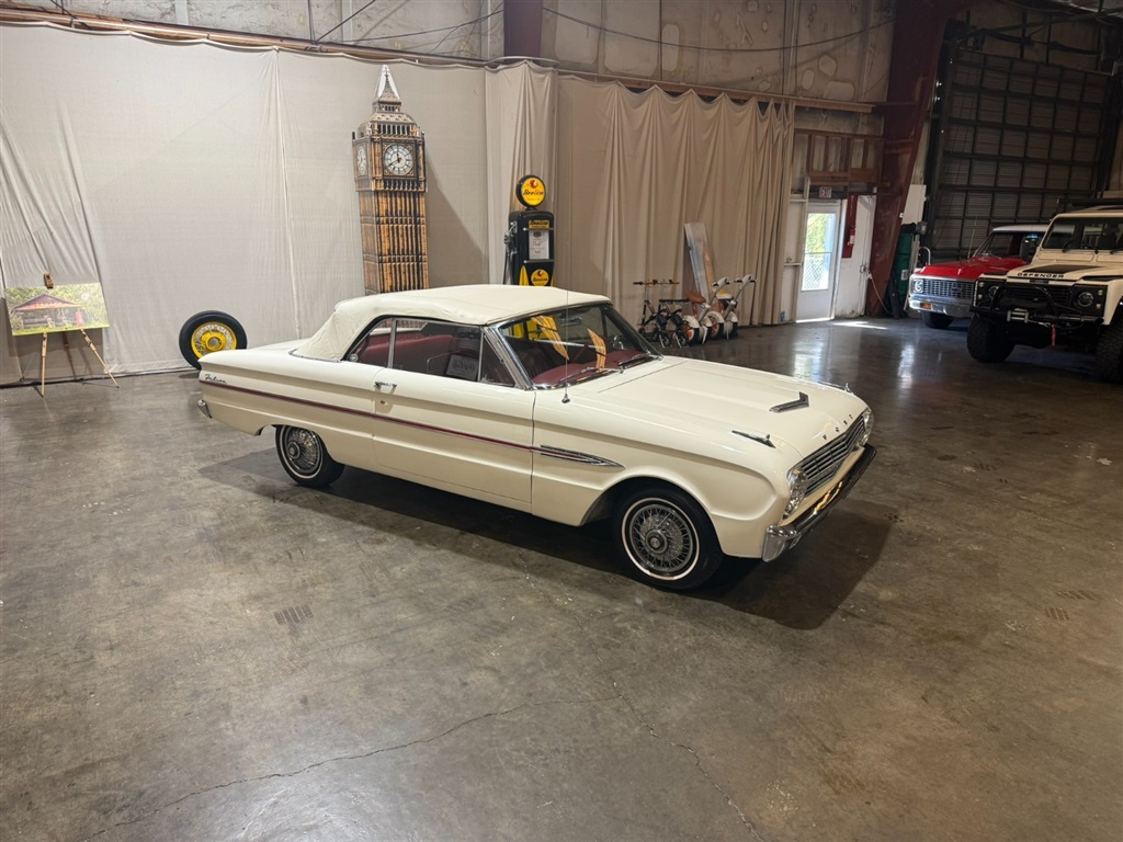 1963 Ford Falcon Futura Convertible 3