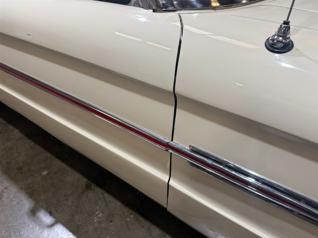 1963 Ford Falcon Futura Convertible 33