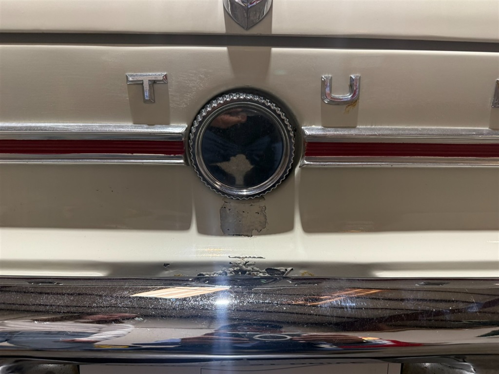 1963 Ford Falcon Futura Convertible 43