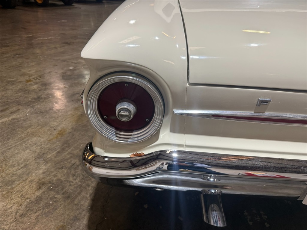 1963 Ford Falcon Futura Convertible 44