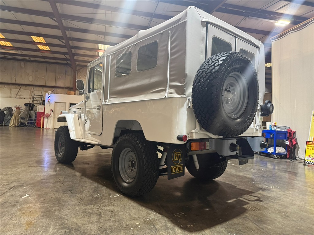 1982 Toyota Land Cruiser FJ 43 16