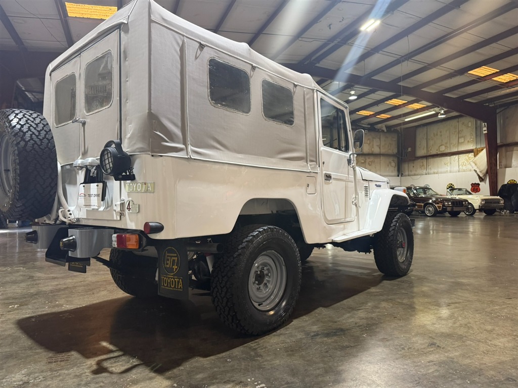 1982 Toyota Land Cruiser FJ 43 24