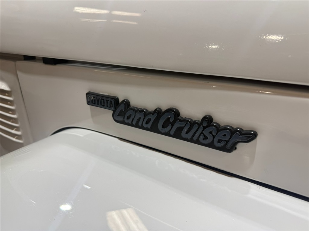 1982 Toyota Land Cruiser FJ 43 28